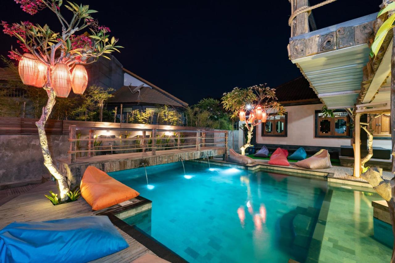 Good Cheer Hostel Lembongan Dış mekan fotoğraf